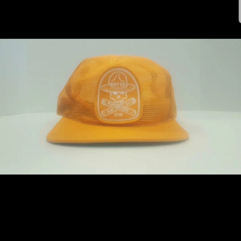 Snap back - Picture 2 of 4